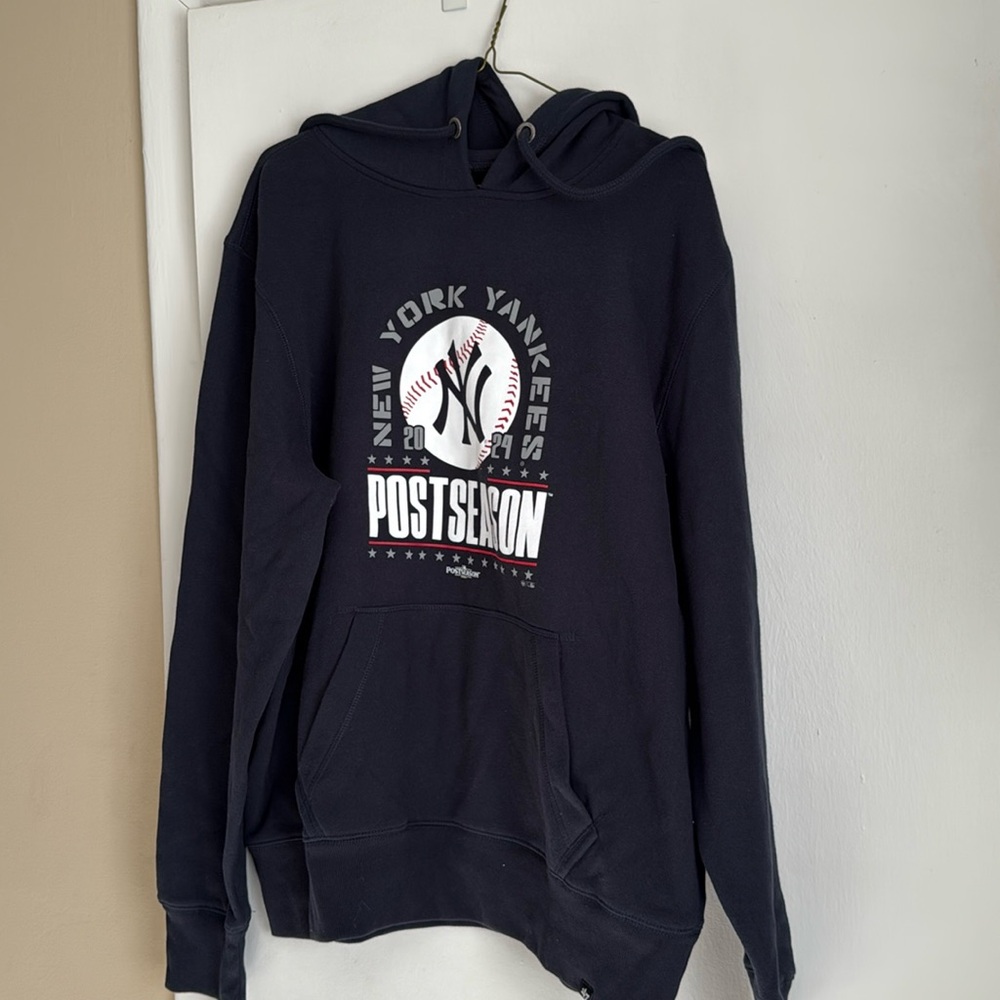 New York Yankees 2024 Postseason Playoffs Hoodie Sweatshirt MLB Adult Size L 47